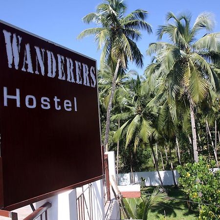 Wanderers Hostel Morjim Eksteriør billede