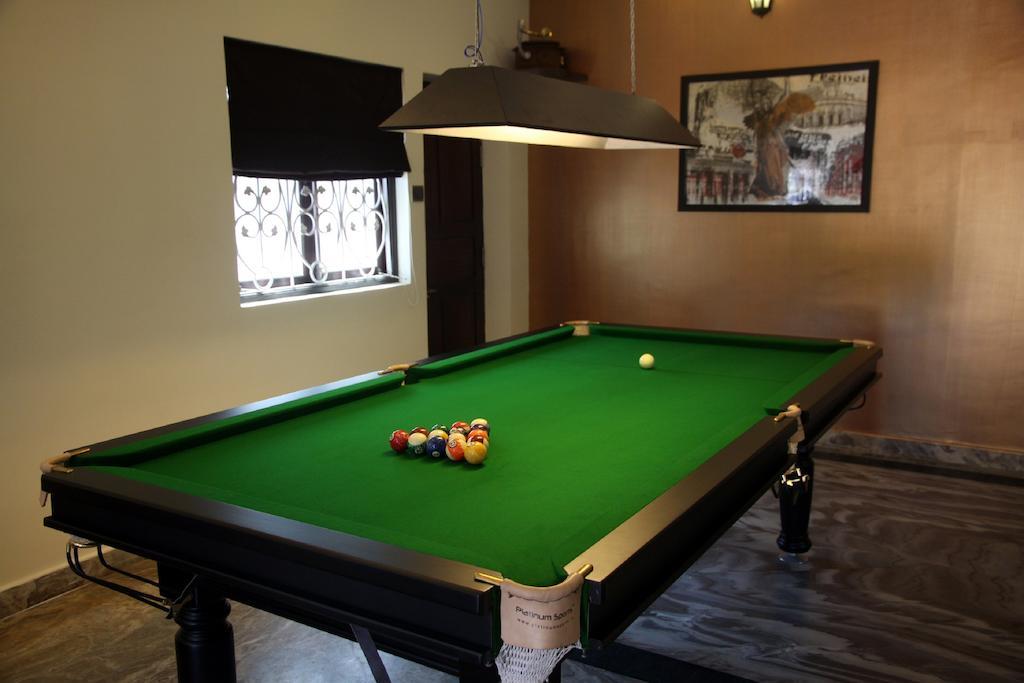 Wanderers Hostel Morjim Eksteriør billede